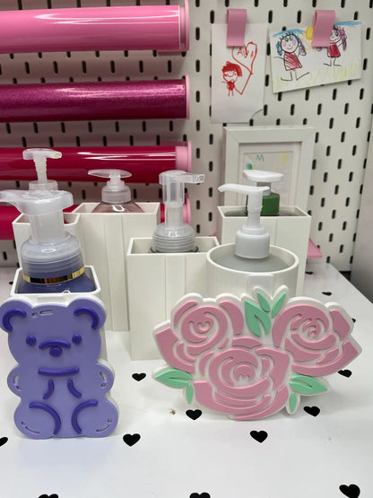 Soap Holder with Interchangeable Faces (Faces)